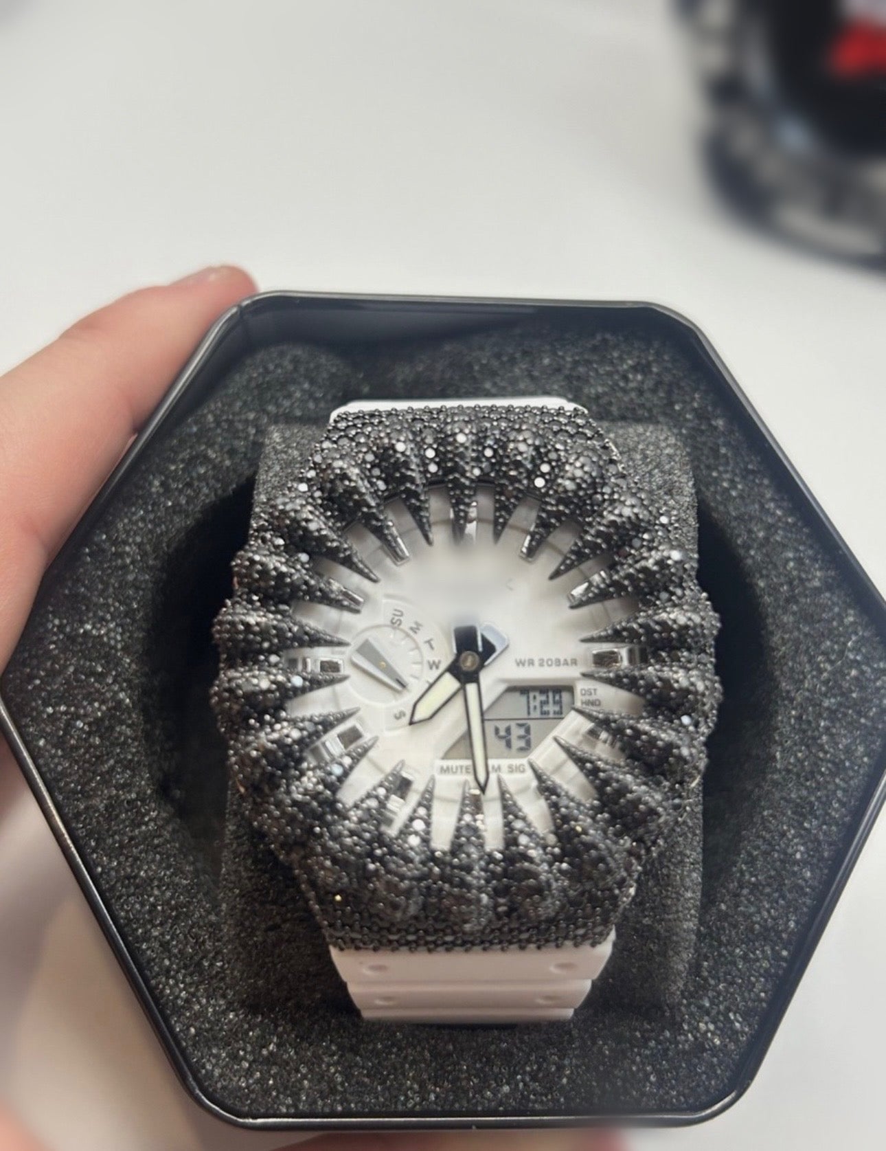 Rio Vault White Shock